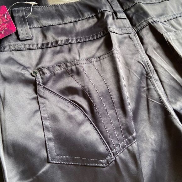 NWT Modiva Slate Grey Satin Shiny Flare Pants - Picture 8 of 14